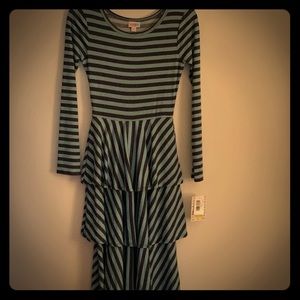 Fantastic looking xxs LuLaRoe Georgia dresd